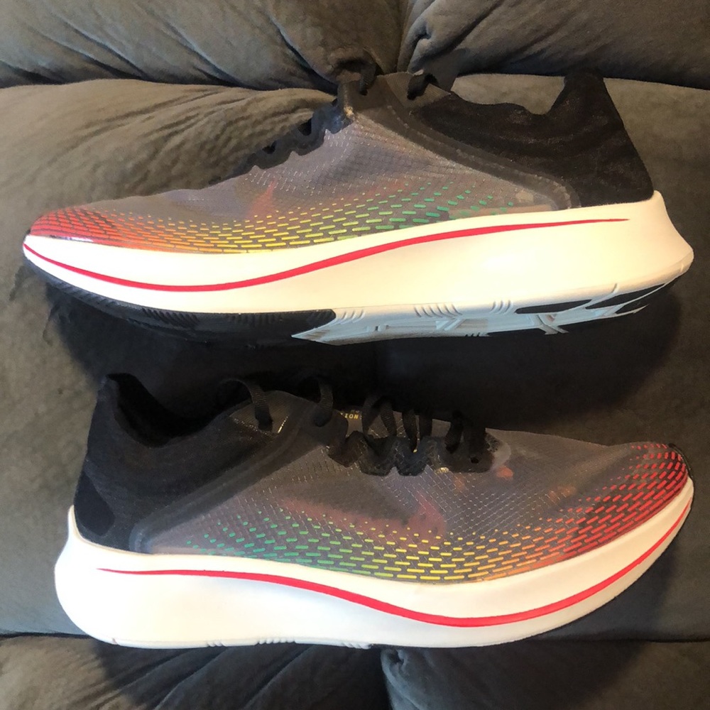 ✨SOLD✨Nike Men’s Zoom Fly SP Fast Black Red Orbit Running Shoes - Picture 5 of 9